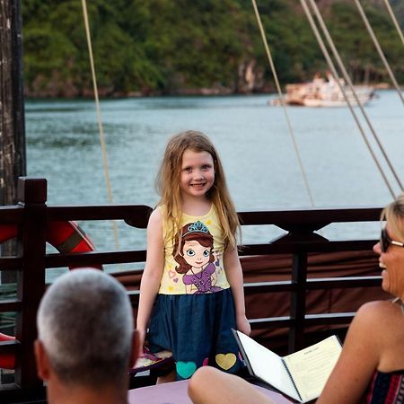 Pelican Classic Cruise Ha Long Luaran gambar