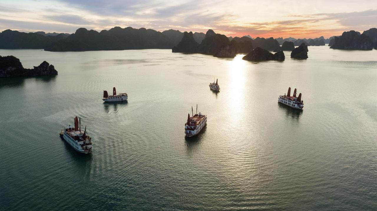 Pelican Classic Cruise Ha Long Luaran gambar